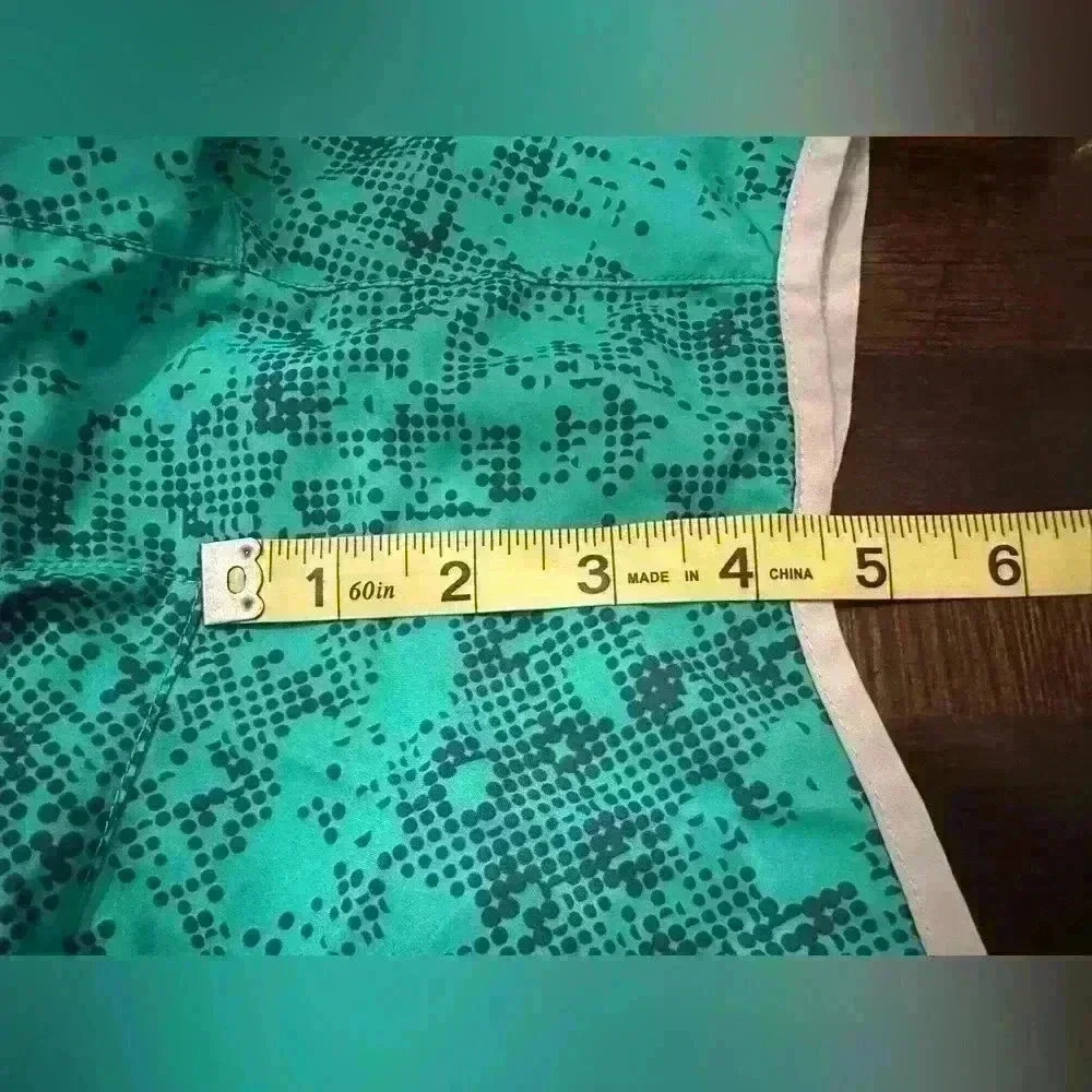 Nike Women's Running Shorts (160)​ - Picture 10 of 10